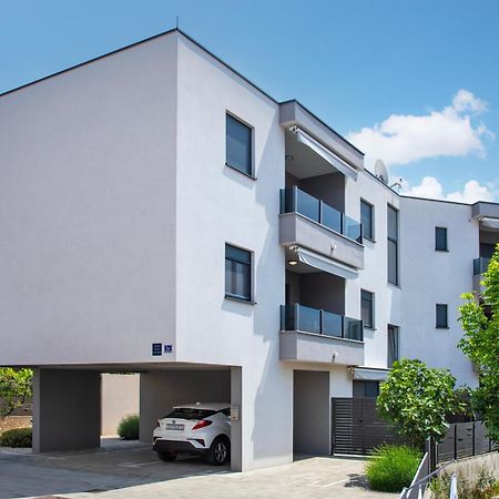 First Choice Apartment Rogoznica โรกอซนิซา ภายนอก รูปภาพ
