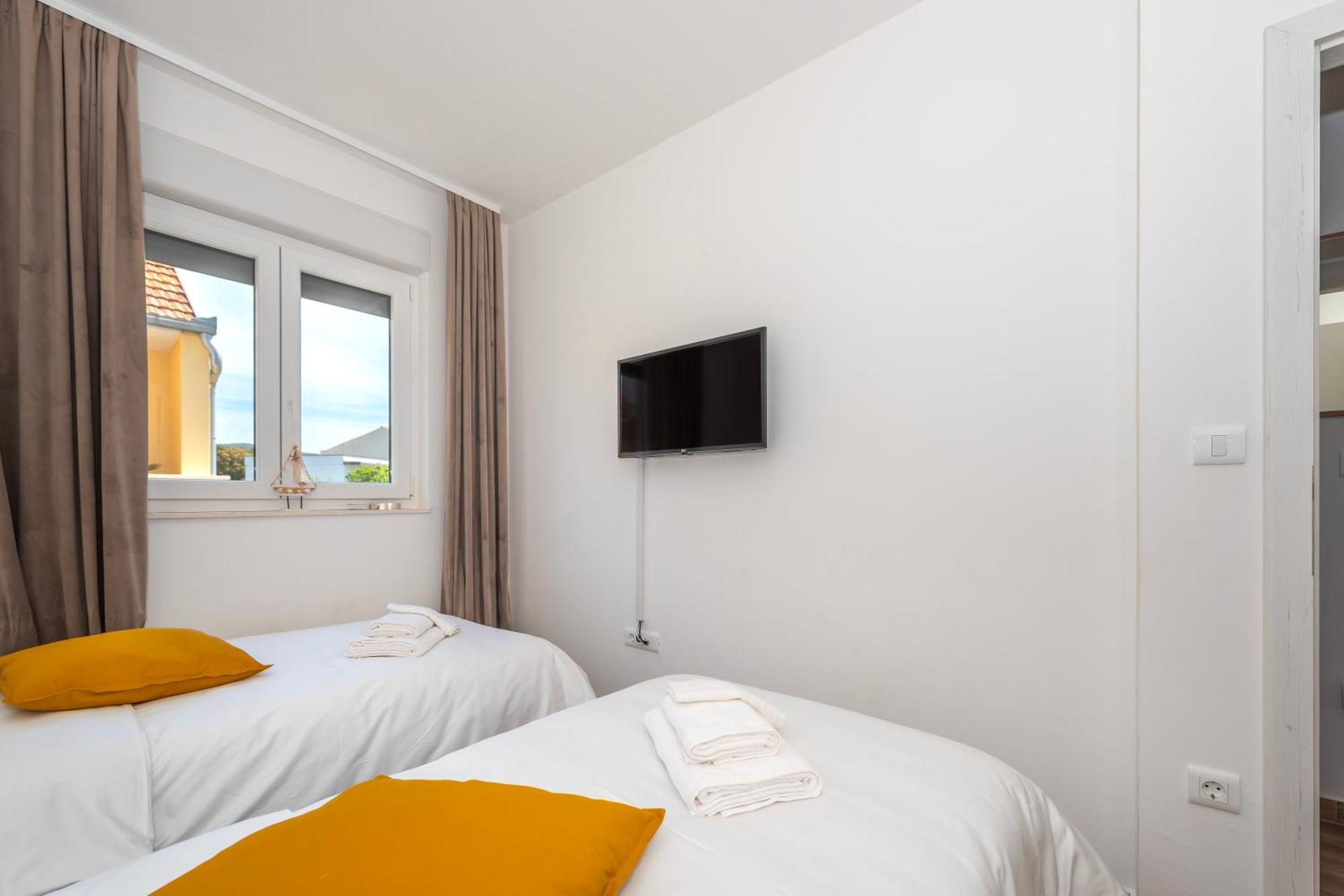 First Choice Apartment Rogoznica โรกอซนิซา ภายนอก รูปภาพ