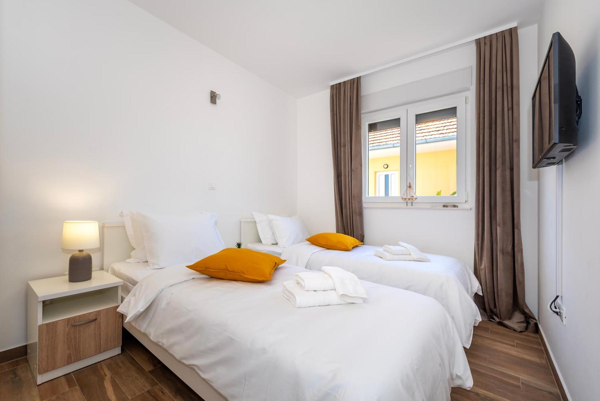 First Choice Apartment Rogoznica โรกอซนิซา ภายนอก รูปภาพ