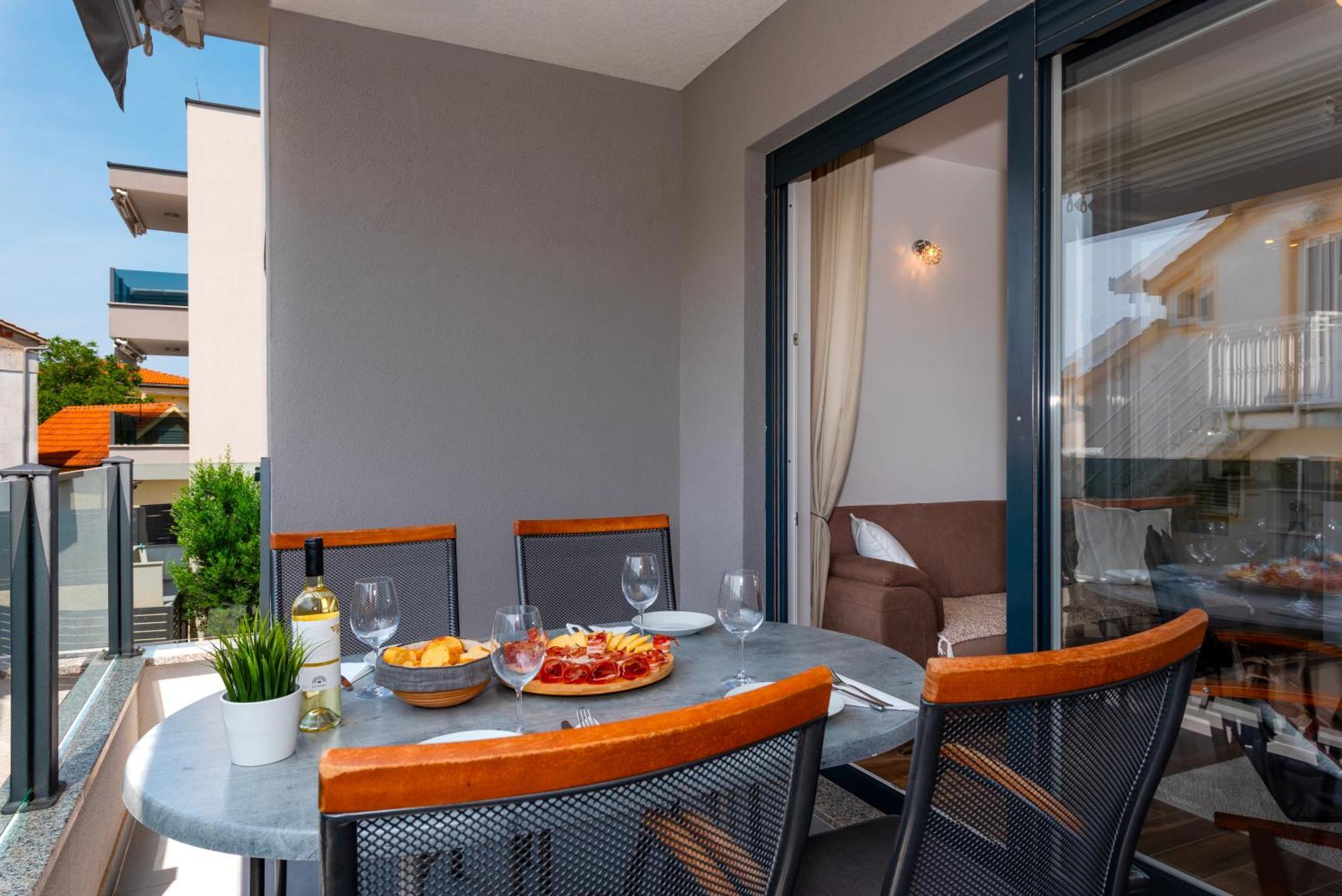 First Choice Apartment Rogoznica โรกอซนิซา ภายนอก รูปภาพ