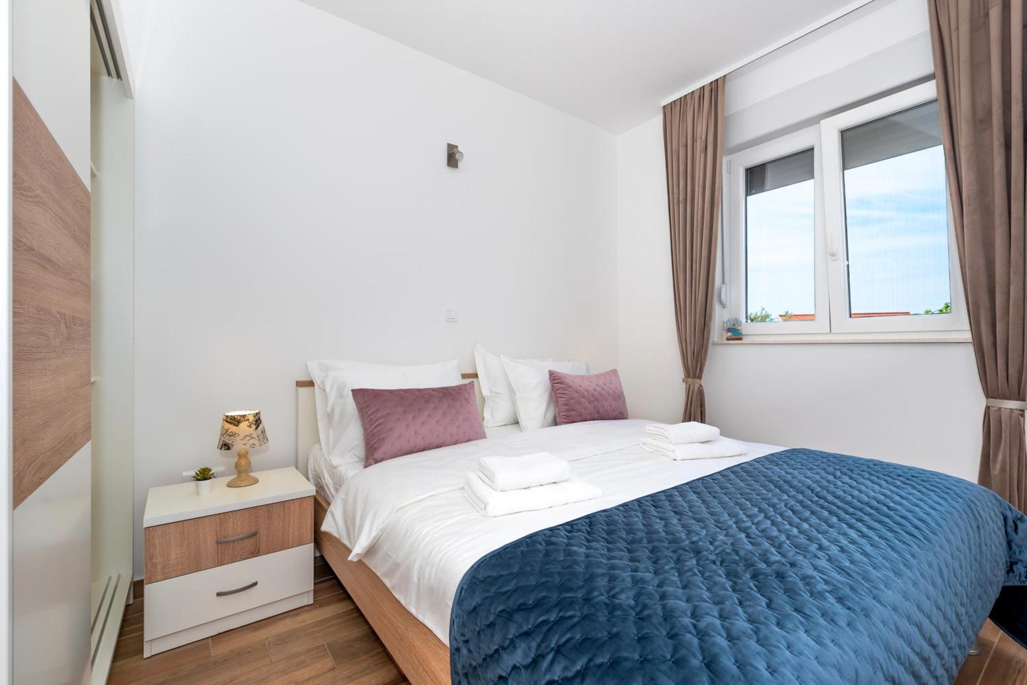 First Choice Apartment Rogoznica โรกอซนิซา ภายนอก รูปภาพ